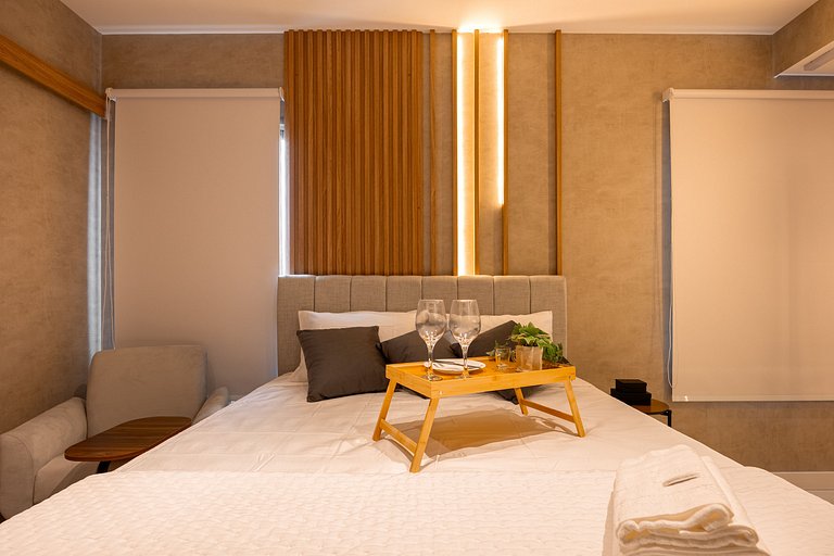 BA81 Refúgio na Vila Mariana Com Banheira | Ibira