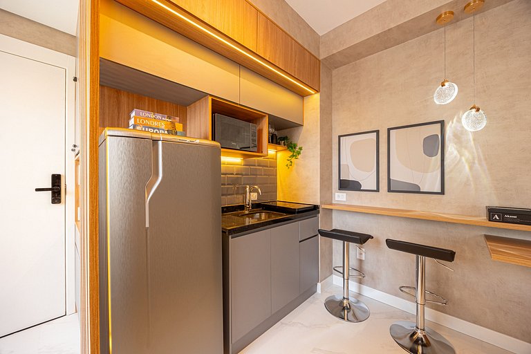 BA81 Refúgio na Vila Mariana Com Banheira | Ibira