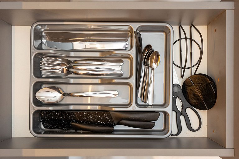 BA81 Refúgio na Vila Mariana Com Banheira | Ibira