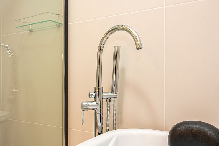 BA81 Refuge In SP With Bathtub | Vila Mariana