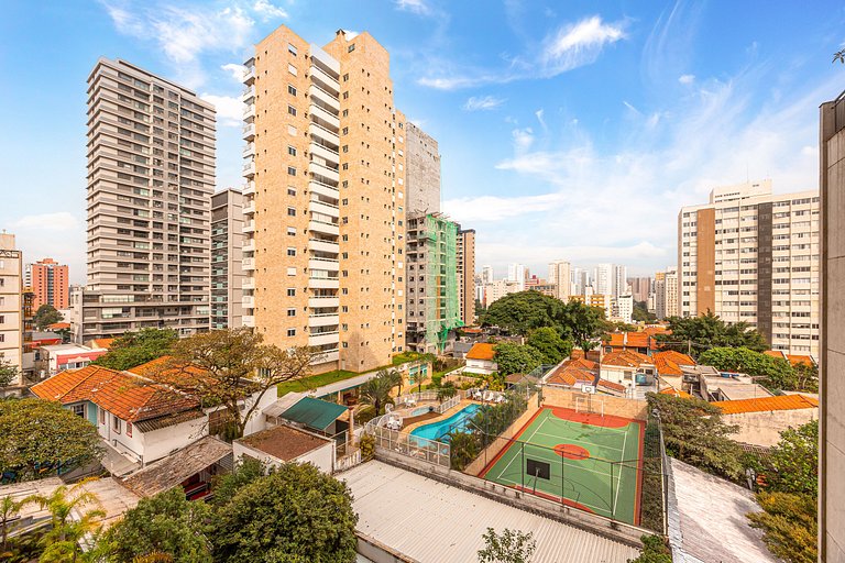 BA81 Refúgio na Vila Mariana Com Banheira | Ibira