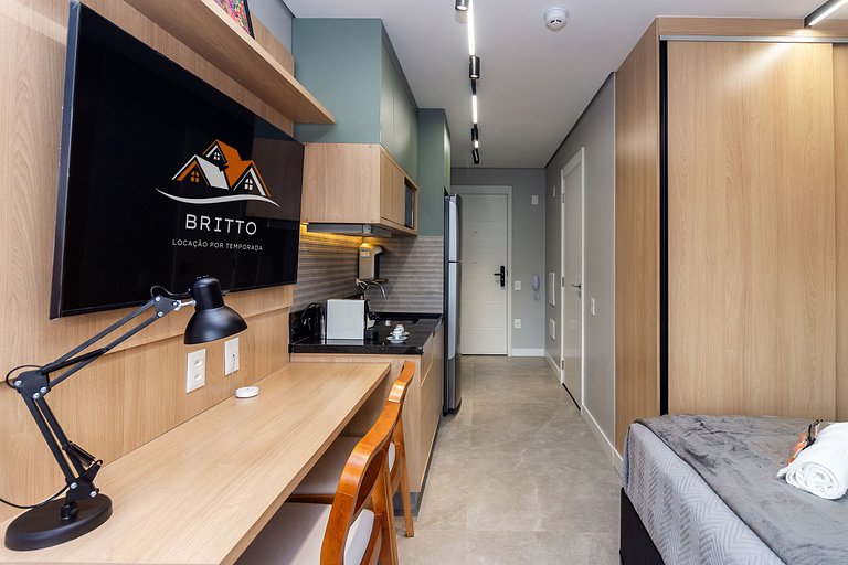 BA95 Studio Premium Ibirapuera | Gym & Piscina
