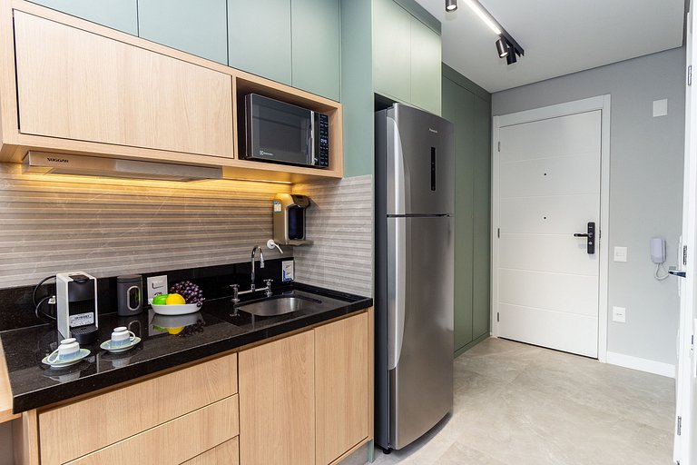 BA95 Studio Premium Ibirapuera | Gym & Piscina