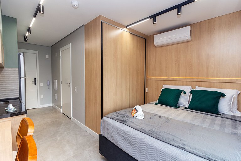 BA95 Studio Premium Ibirapuera | Gym & Piscina