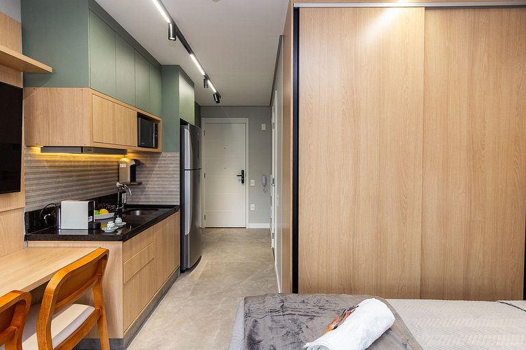 BA95 Studio Haus Mitre Premium | Coworking & Pool