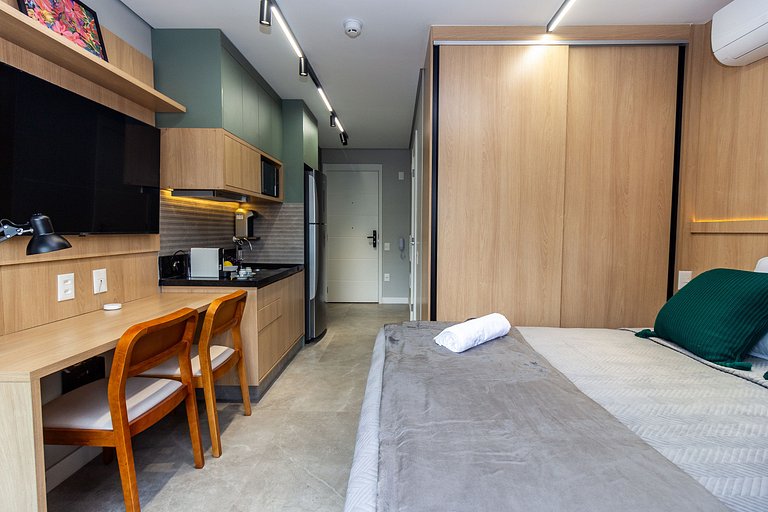BA95 Studio Premium Ibirapuera | Gym & Piscina