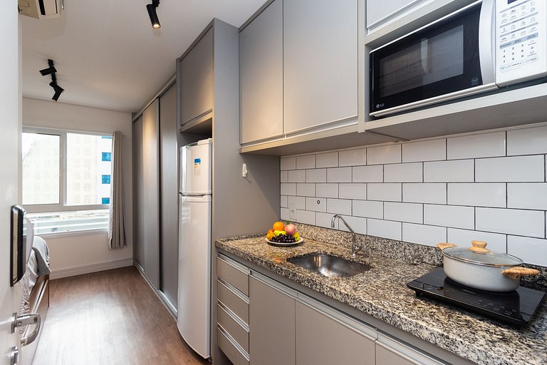 BA102 Studio With Pool and Gym in Bela Vista