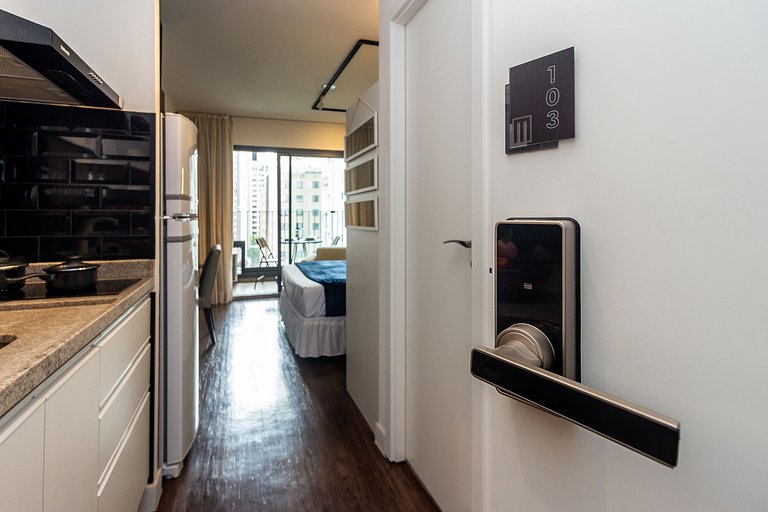 BA104 Studio Charmoso Andar Alto Moema | Congonhas