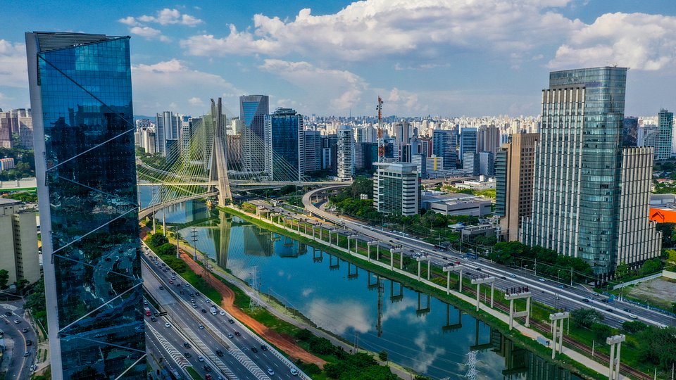 Pinheiros: Um Bairro Eclético e Cultural em São Paulo